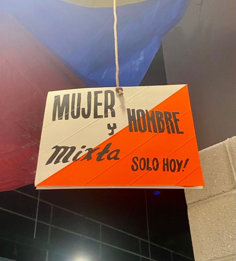 Tianquiztenco by J. Medina